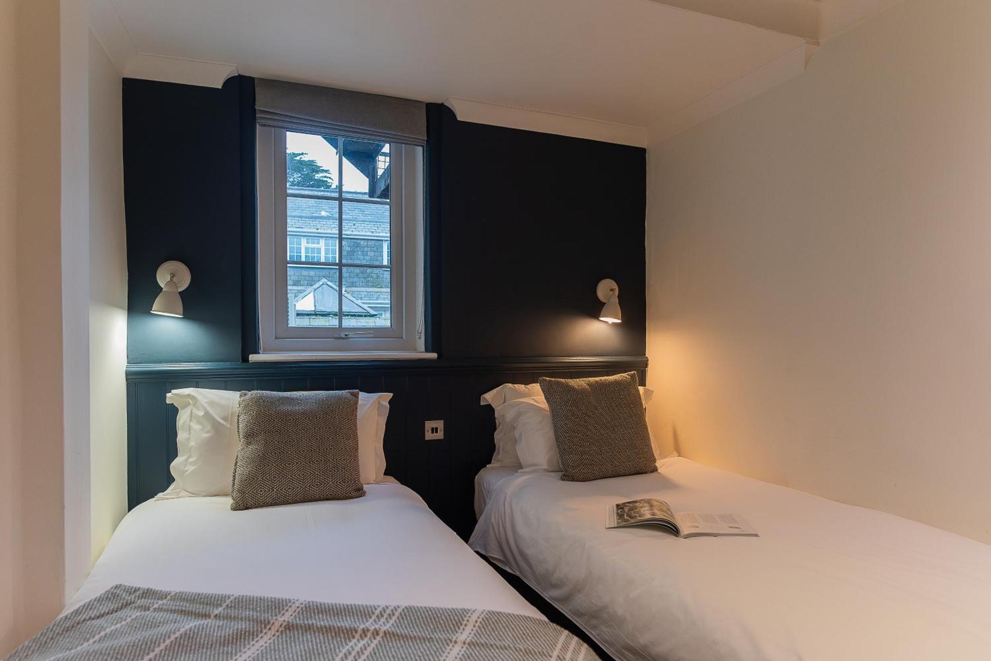St Michaels Resort, Falmouth Room photo